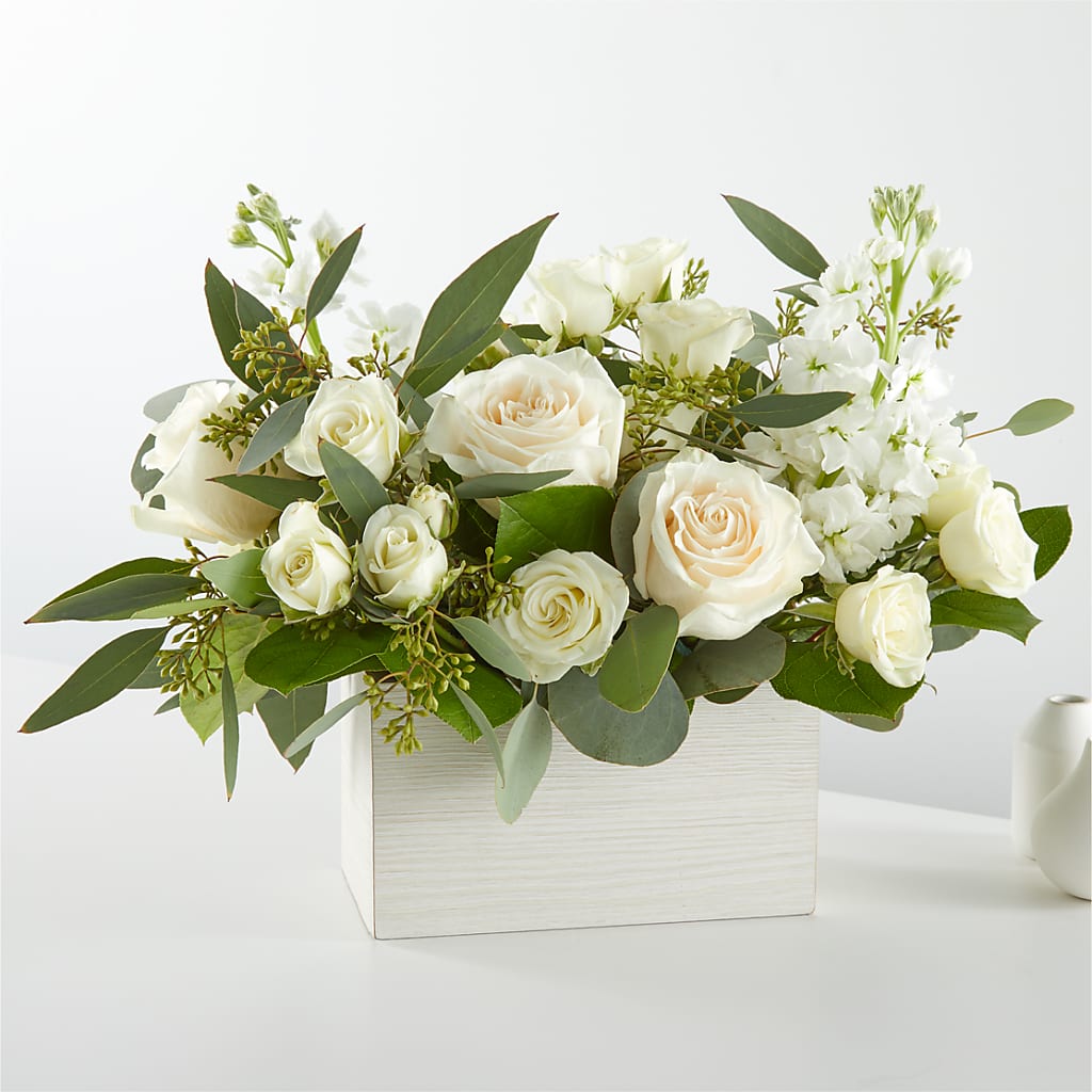 Fresh Linen Box Bouquet – Joyce Florist Of Dallas Inc, Dallas TX