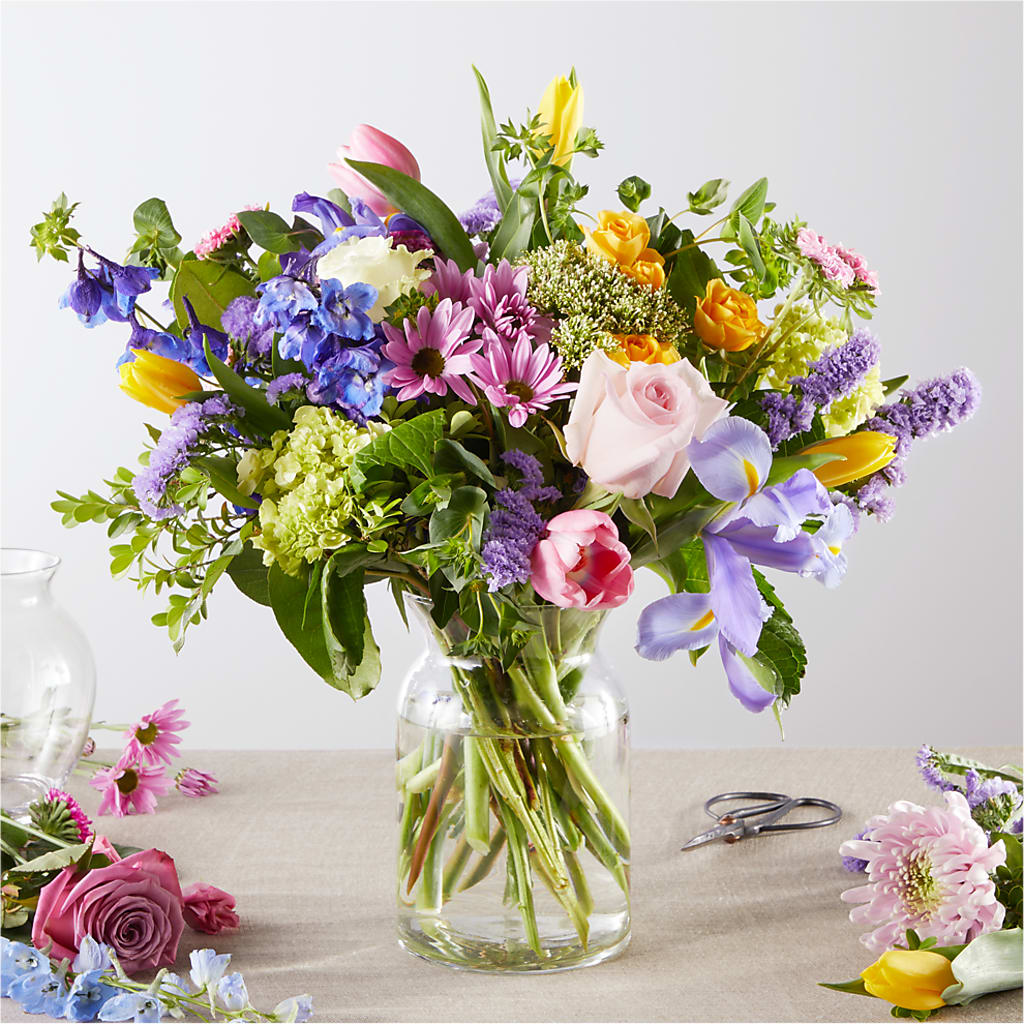 Pastel Tradition - A Florist Original – Joyce Florist Of Dallas Inc, Dallas TX