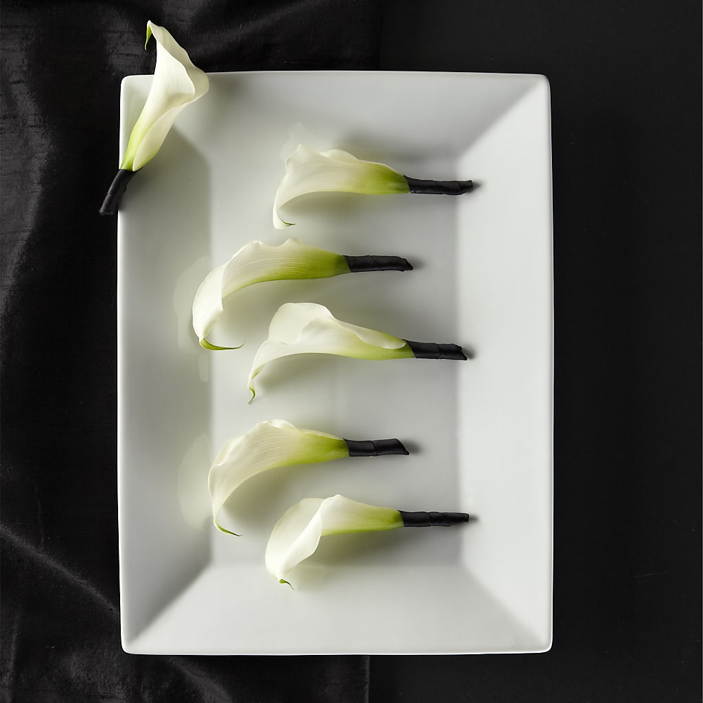 Calla Lily Promise Boutonniere – Joyce Florist Of Dallas Inc, Dallas TX
