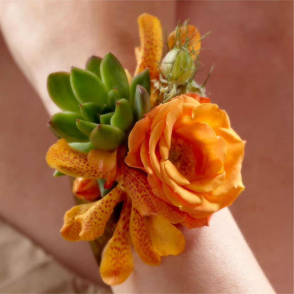 Irresistible Love Wrist Corsage – Joyce Florist Of Dallas Inc, Dallas TX