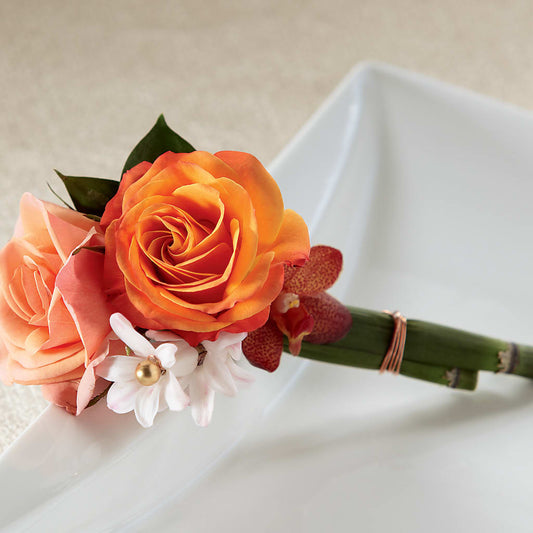 Sunset Dream Boutonniere –  Joyce Florist Of Dallas Inc, Dallas TX
