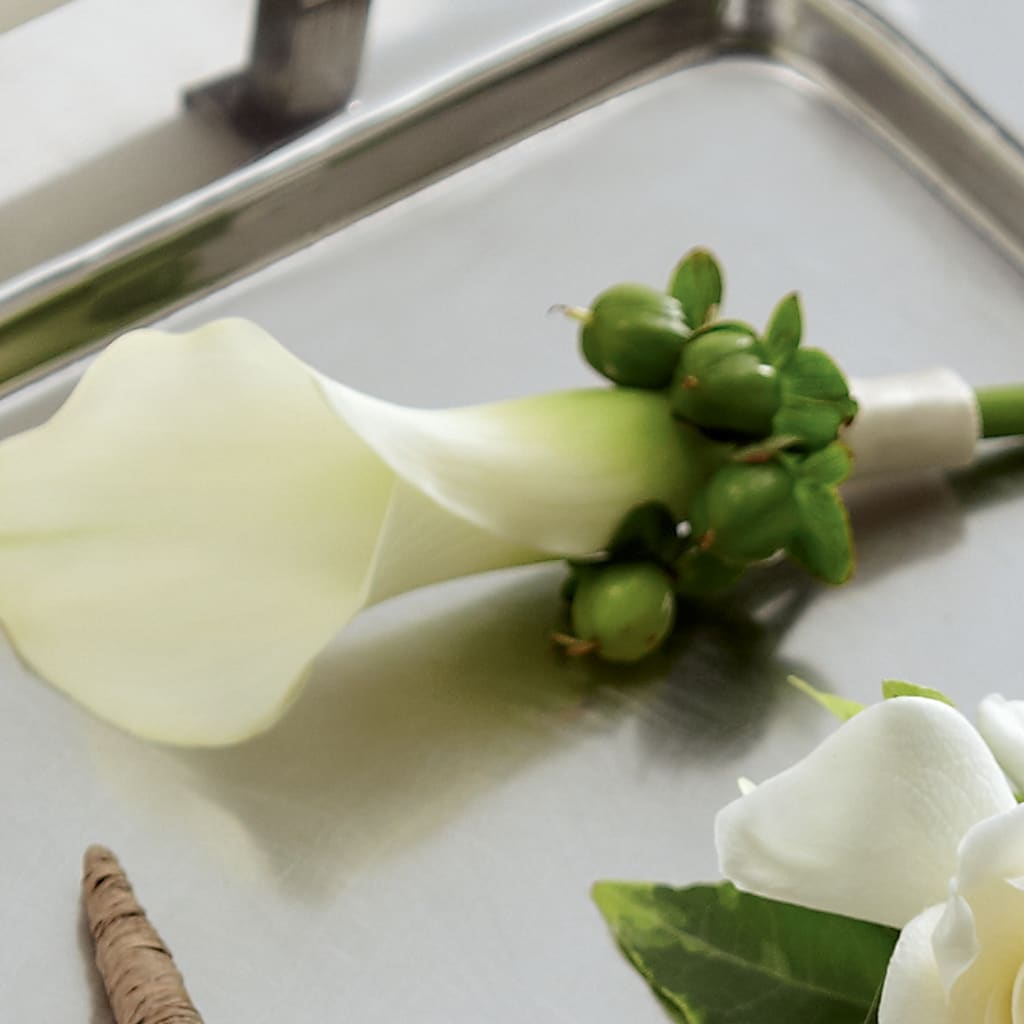 White Calla Boutonniere –  Joyce Florist Of Dallas Inc, Dallas TX
